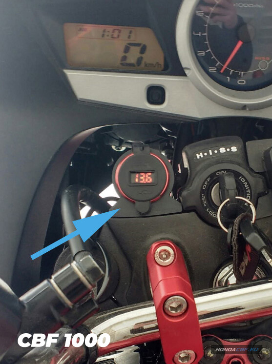 USB charger holder / mount CBF1000